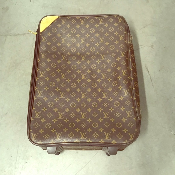 AUTHENTIC Louis Vuitton Pegase 45 Rolling Suitcase Monogram